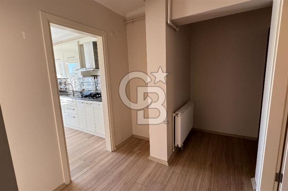 Bayraklı Körfez Mahallesi Satılık 3+1 Deniz Manzaralı Daire