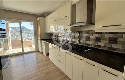 Bayraklı Körfez Mahallesi Satılık 3+1 Deniz Manzaralı Daire