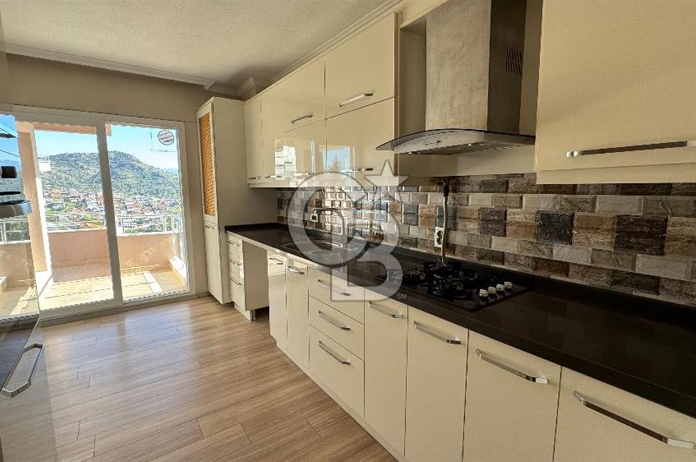 Bayraklı Körfez Mahallesi Satılık 3+1 Deniz Manzaralı Daire