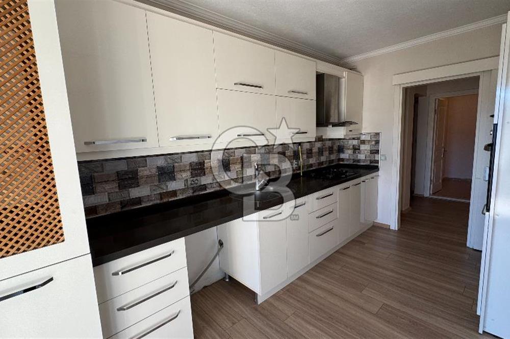 Bayraklı Körfez Mahallesi Satılık 3+1 Deniz Manzaralı Daire