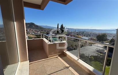 Bayraklı Körfez Mahallesi Satılık 3+1 Deniz Manzaralı Daire