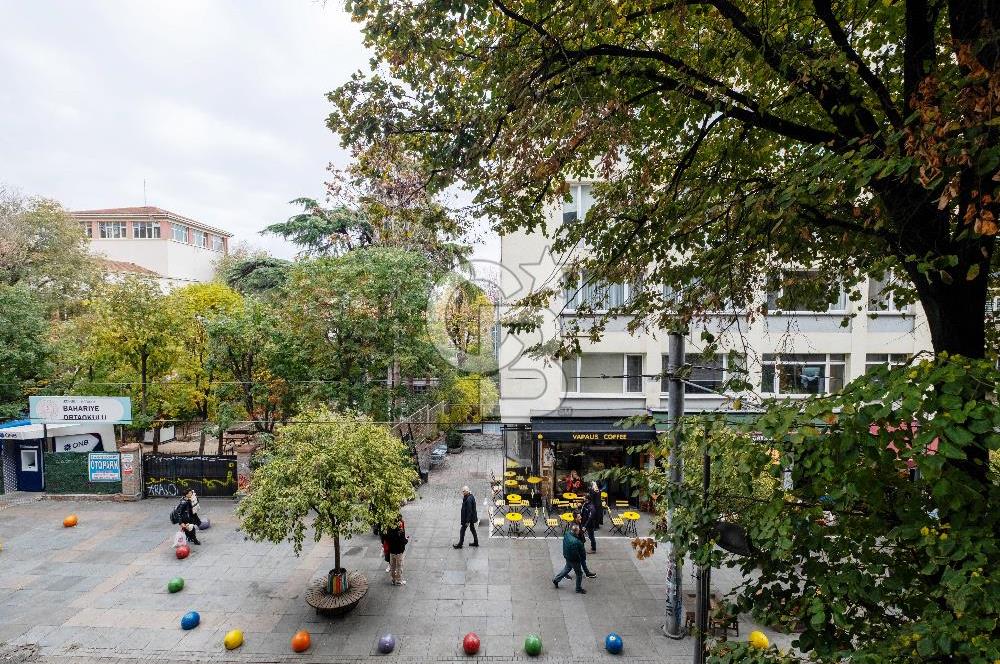 BAHARİYE CADDESİ’NDE GENÇ BİNADA TABELA DEĞERİ YÜKSEK OFİS