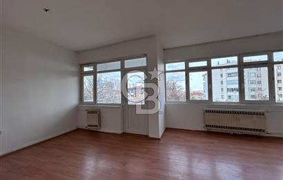 ÇANKAYA ÜMİTKÖY SİTESİNDE 3.KATTA YAPILI KİRALIK 3+1 DAİRE