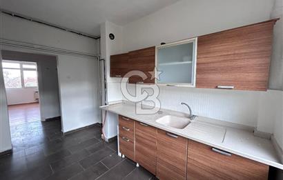 ÇANKAYA ÜMİTKÖY SİTESİNDE 3.KATTA YAPILI KİRALIK 3+1 DAİRE