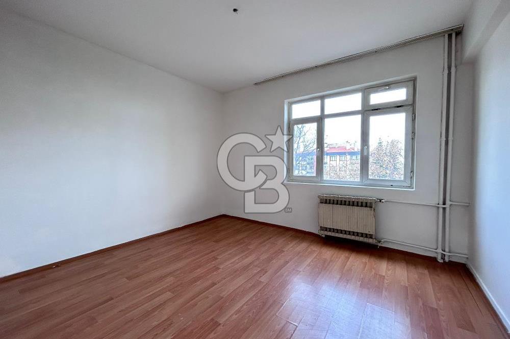 ÇANKAYA ÜMİTKÖY SİTESİNDE 3.KATTA YAPILI KİRALIK 3+1 DAİRE