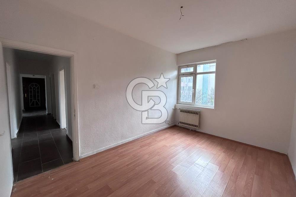 ÇANKAYA ÜMİTKÖY SİTESİNDE 3.KATTA YAPILI KİRALIK 3+1 DAİRE