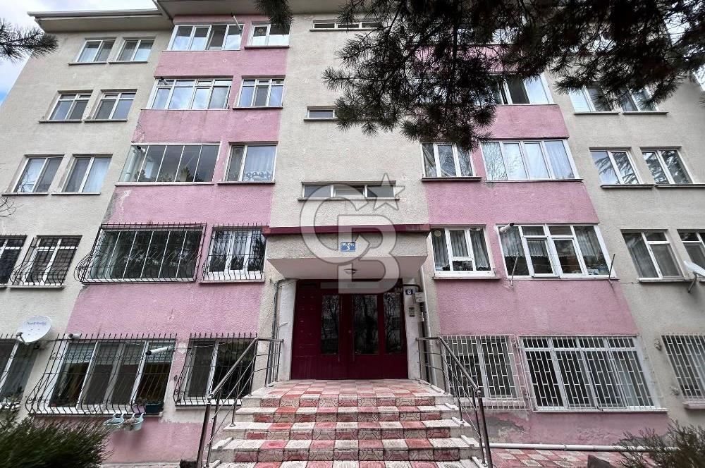 ÇANKAYA ÜMİTKÖY SİTESİNDE 3.KATTA YAPILI KİRALIK 3+1 DAİRE