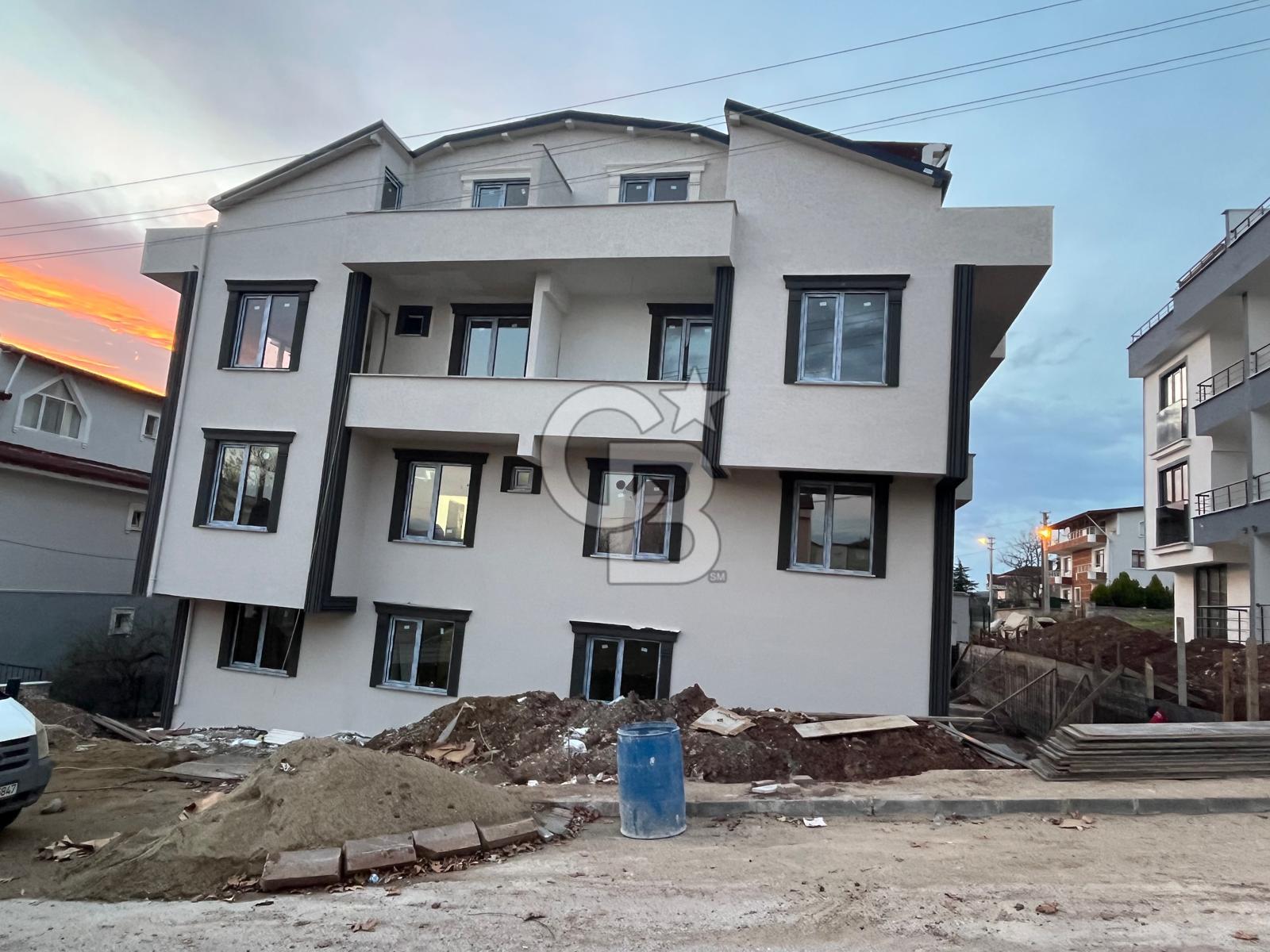 ÇENESUYU ÇINARLI DA YENİ BİNA DENİZ MANZARALI ÇATI DUBLEKS DAİRE