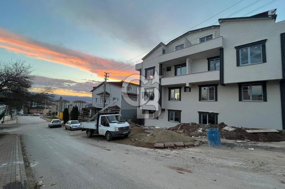 ÇENESUYU ÇINARLI DA YENİ BİNA DENİZ MANZARALI ÇATI DUBLEKS DAİRE