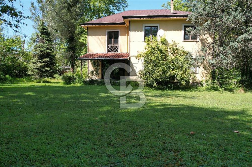 SAPANCA İPEKYOLU'NDA 1.241M2 ARSA İÇİNDE MÜSTAKİL BAHÇELİ EV