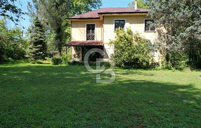 SAPANCA İPEKYOLU'NDA 1.241M2 ARSA İÇİNDE MÜSTAKİL BAHÇELİ EV