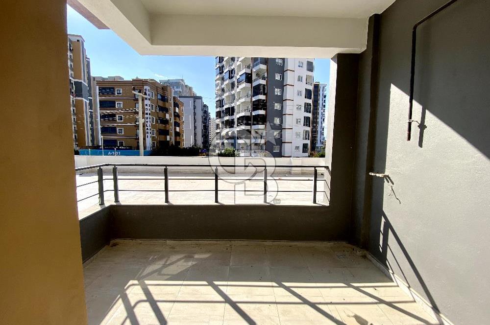 MERSİN MEZİTLİ DENİZ MAH. ROYAL TERACE’TA SATILIK 2+1 DAİRE