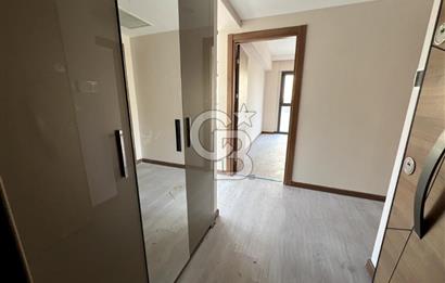 ÇİĞLİ MARKA 333 TE SİTE İÇİ GÜVENLİKLİ KİRALIK 2+1 DAİRE