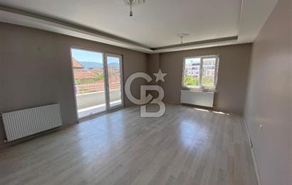 KOCAELİ KARTEPE FSM'DE CADDE ÜZERİ KİRALIK DUBLEKS DAİRE