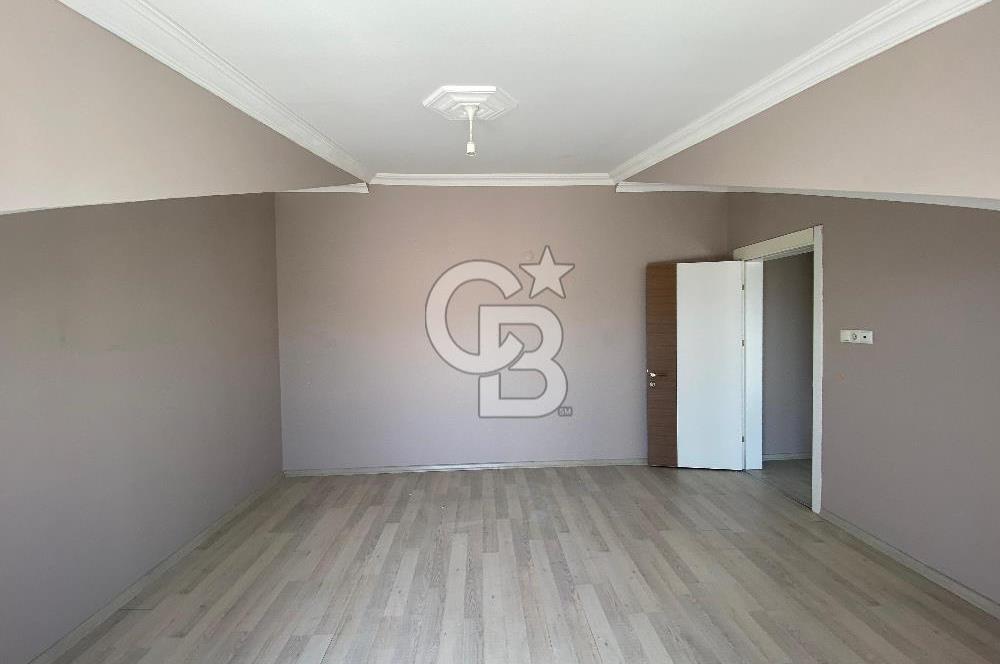 KOCAELİ KARTEPE FSM'DE CADDE ÜZERİ KİRALIK DUBLEKS DAİRE