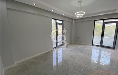 CB TOWER KARTEPE'DE CADDE ÜZERİ SIFIR 2+1 ARAKAT SATILIK DAİRE