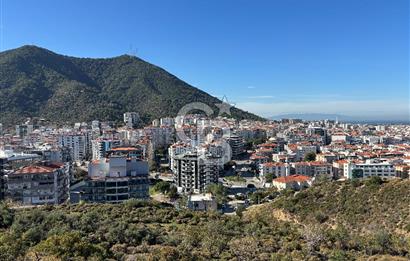 Balçova Çetin Emeç Mahallesinde Satılık İmarlı Arsa