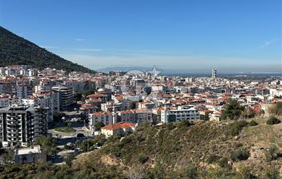 Balçova Çetin Emeç Mahallesinde Satılık İmarlı Arsa