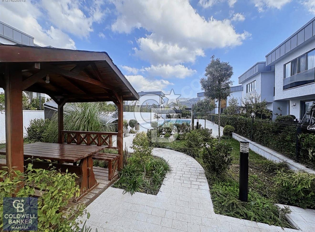 Düz Bahçeli Ferah Ve Geniş daire Manar 3