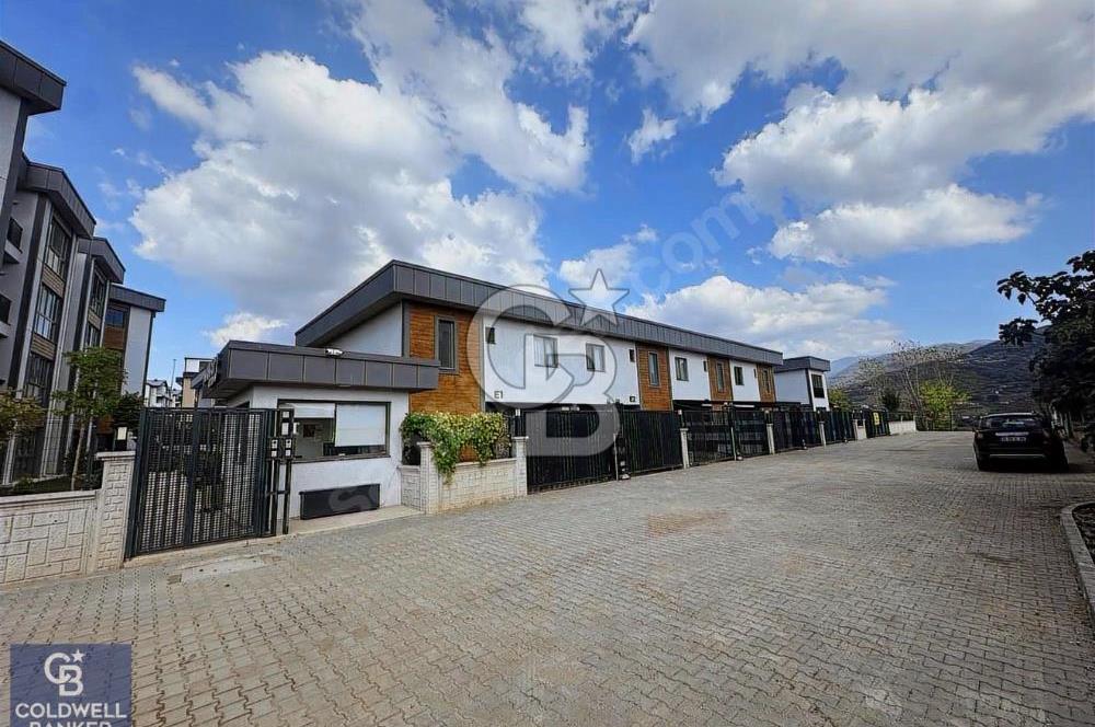 Düz Bahçeli Ferah Ve Geniş daire Manar 3