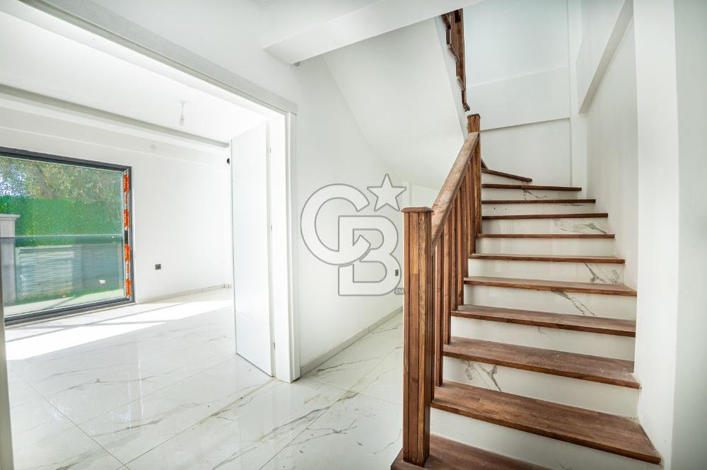 Ula Ataköy Mahallesi'nde Satılık Villa