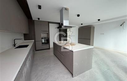 ÇANKAYA BEYTEPE MAH. SİTE İÇİNDE TRİPLEKS 329M² 5,5+1 LÜKS VİLLA