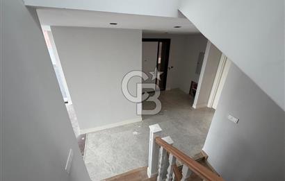 ÇANKAYA BEYTEPE MAH. SİTE İÇİNDE TRİPLEKS 329M² 5,5+1 LÜKS VİLLA