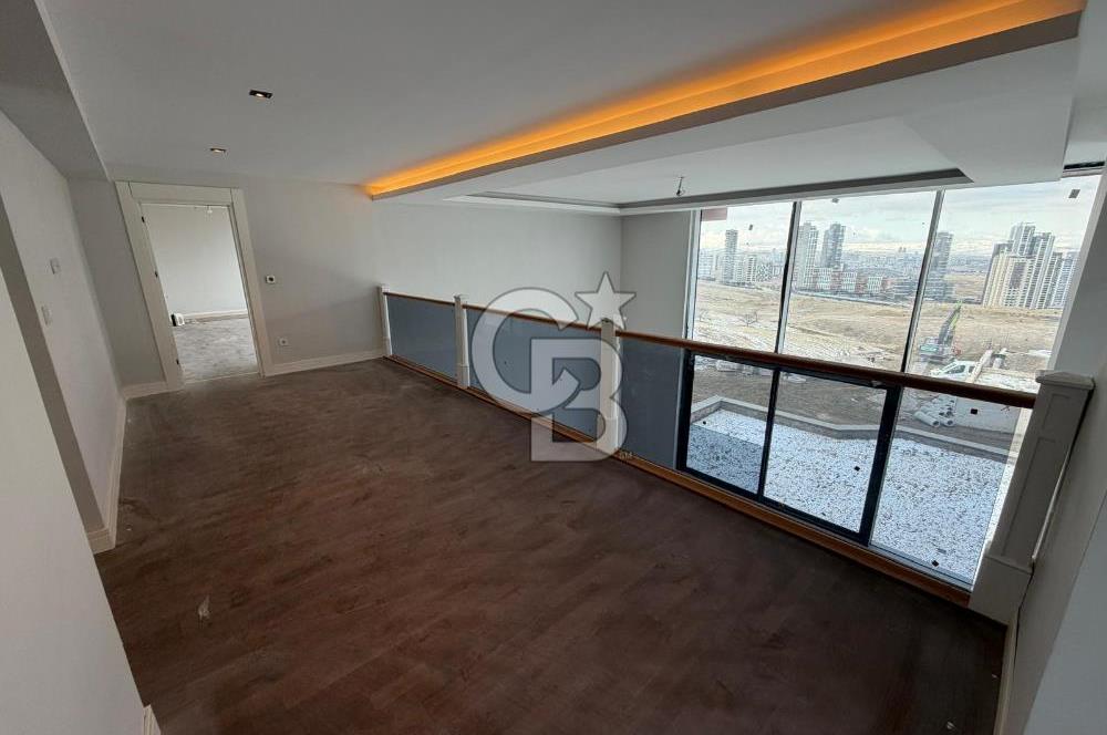 ÇANKAYA BEYTEPE MAH. SİTE İÇİNDE TRİPLEKS 329M² 5,5+1 LÜKS VİLLA