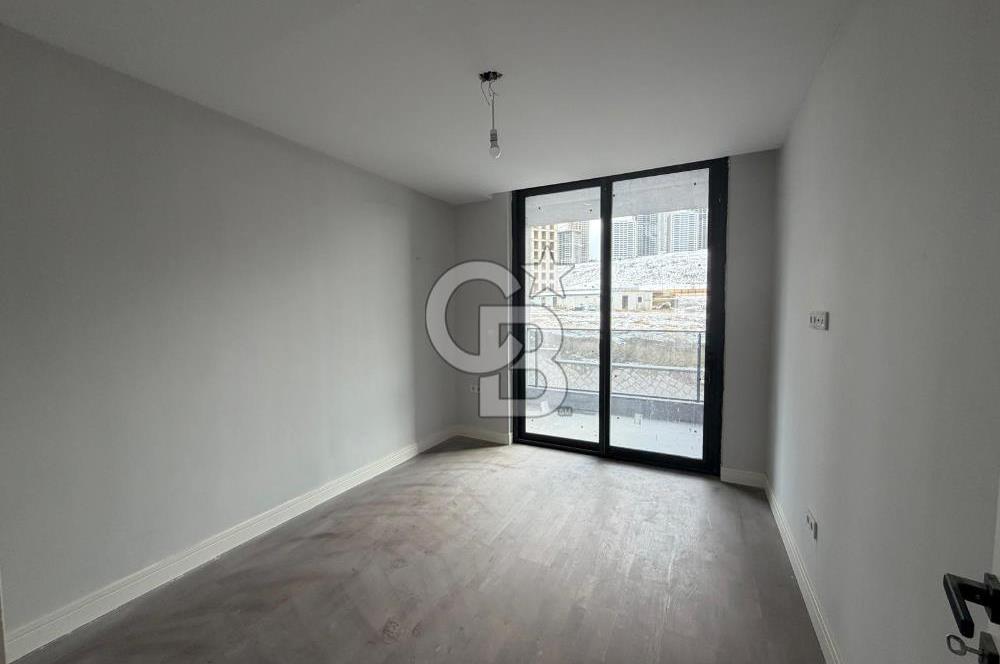 ÇANKAYA BEYTEPE MAH. SİTE İÇİNDE TRİPLEKS 329M² 5,5+1 LÜKS VİLLA