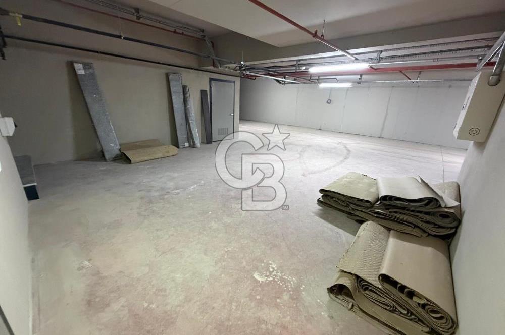 ÇANKAYA BEYTEPE MAH. SİTE İÇİNDE TRİPLEKS 329M² 5,5+1 LÜKS VİLLA