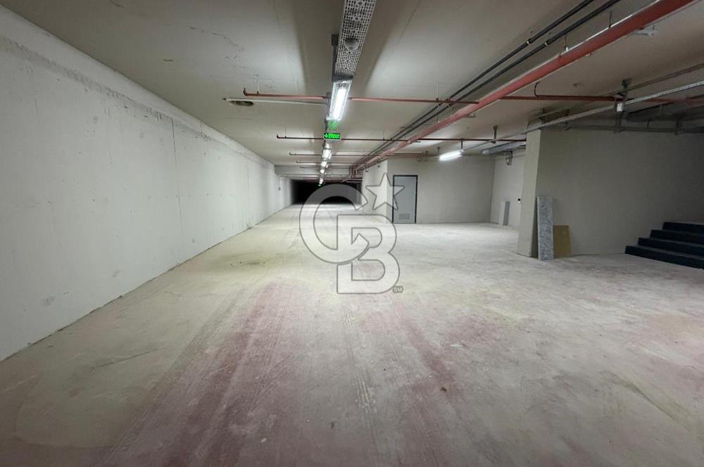 ÇANKAYA BEYTEPE MAH. SİTE İÇİNDE TRİPLEKS 329M² 5,5+1 LÜKS VİLLA
