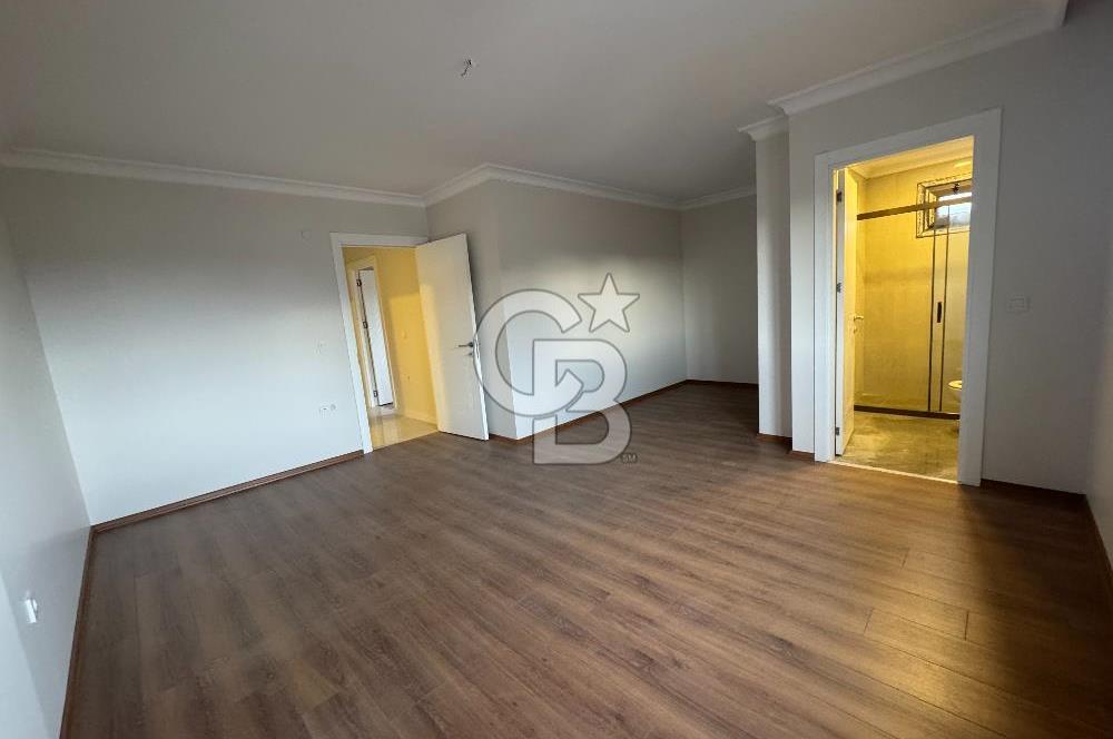 BAHÇELİEVLER'DE SATILIK 4+2 DAİRE