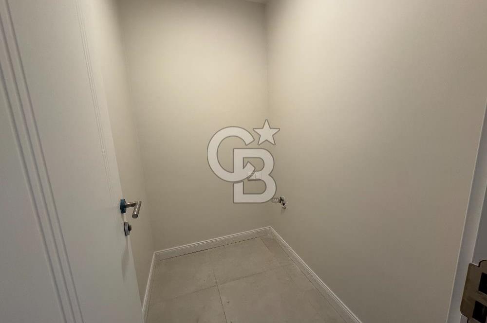 BAHÇELİEVLER'DE SATILIK 4+2 DAİRE