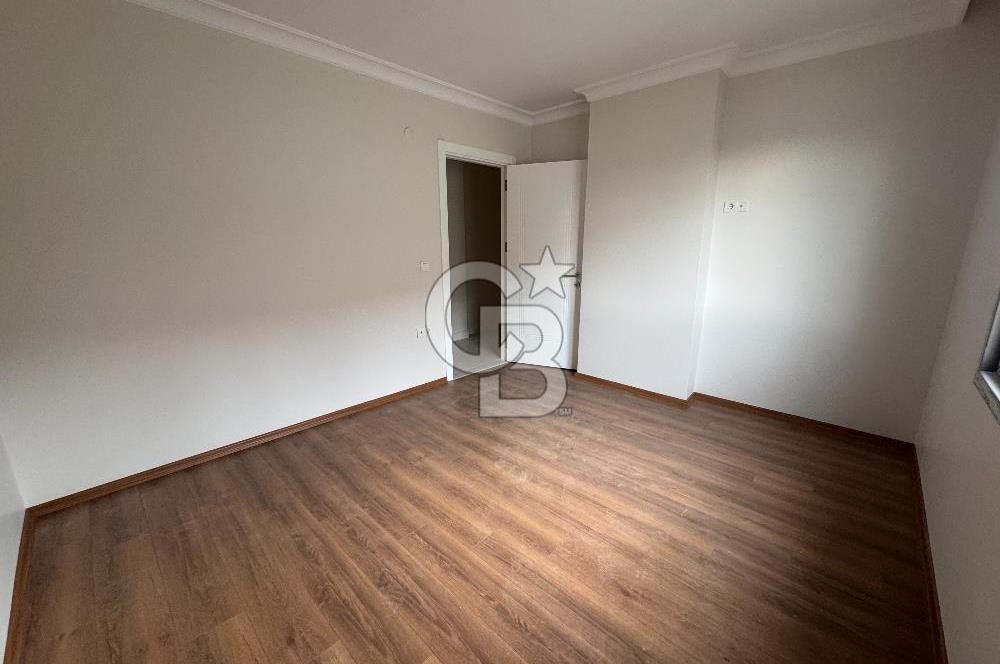 BAHÇELİEVLER'DE SATILIK 4+2 DAİRE