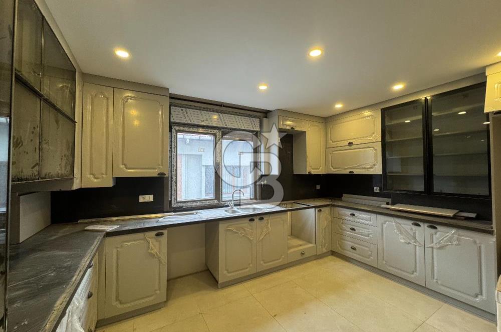 BAHÇELİEVLER'DE SATILIK 4+2 DAİRE