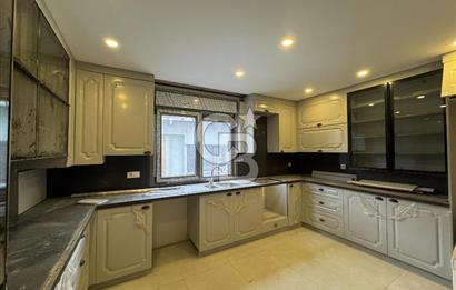 BAHÇELİEVLER'DE SATILIK 4+2 DAİRE