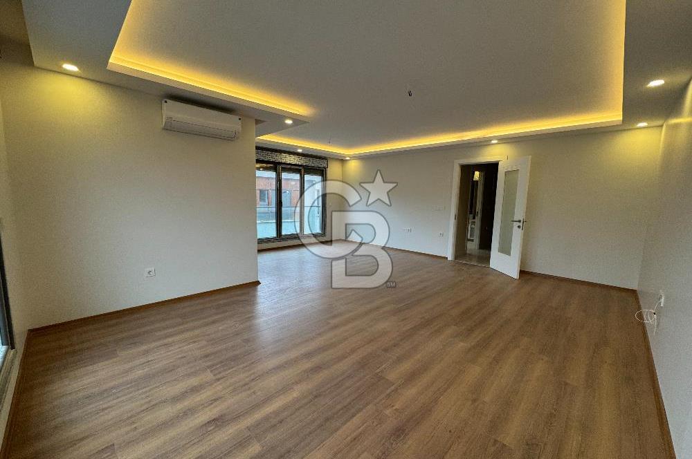 BAHÇELİEVLER'DE SATILIK 4+2 DAİRE