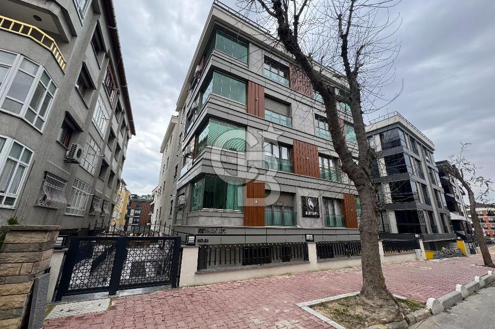 BAHÇELİEVLER'DE SATILIK 4+2 DAİRE