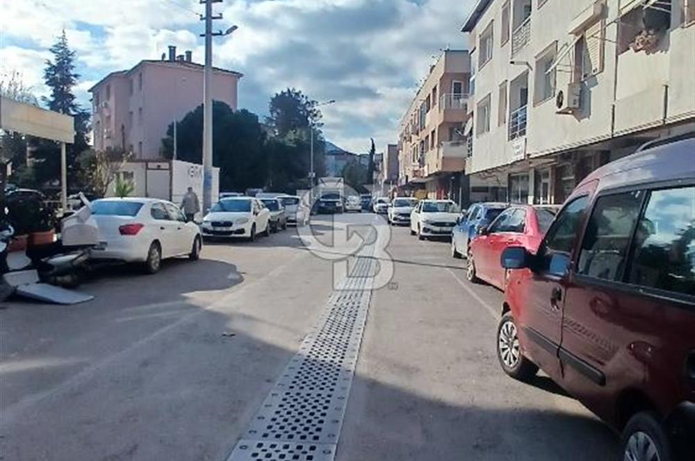 GAZİEMİR 9 EYLÜL’DE İZBAN’A YAKIN SATILIK DÜKKAN  