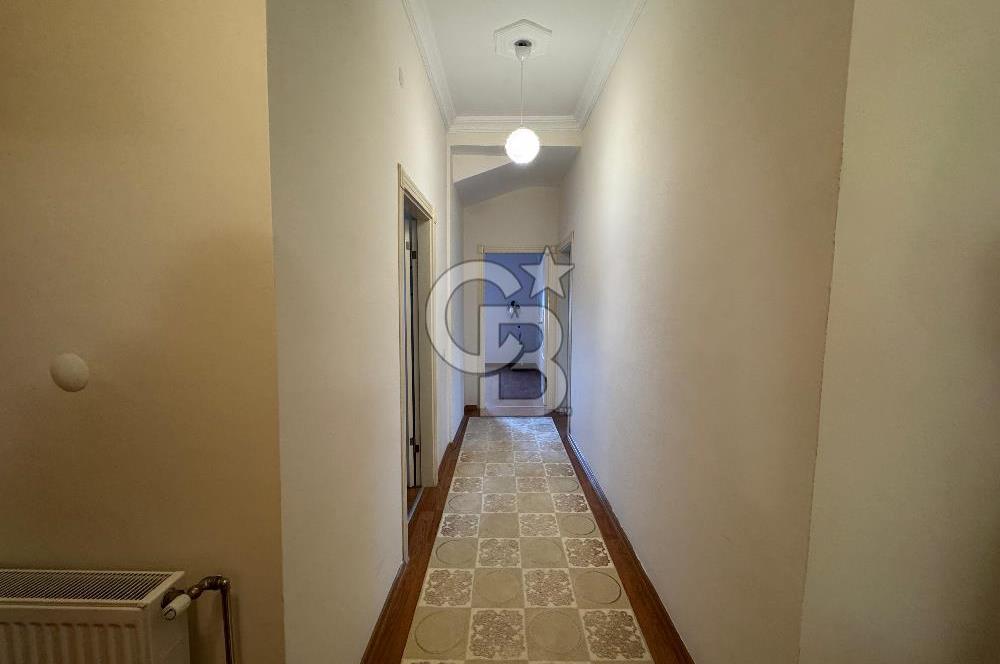 2.5 DÖNÜM ÜZERİNE YAPILI 440M2 İSKANLI DOĞALGAZLI SATILIK VİLLA