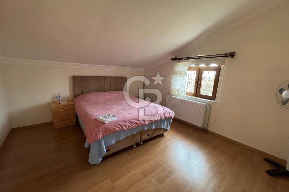 2.5 DÖNÜM ÜZERİNE YAPILI 440M2 İSKANLI DOĞALGAZLI SATILIK VİLLA