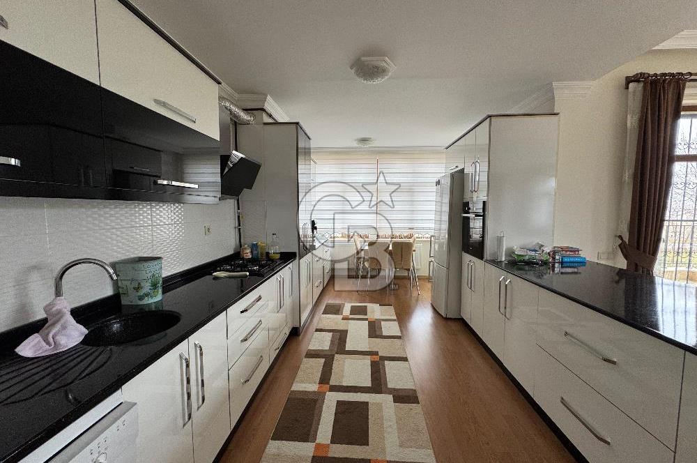 2.5 DÖNÜM ÜZERİNE YAPILI 440M2 İSKANLI DOĞALGAZLI SATILIK VİLLA