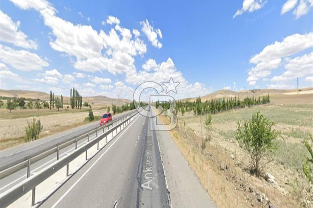 ANKARA KONYA KARAYOLUNA CEPHE, KONYA YÖNÜNDE SATILIK TARLA