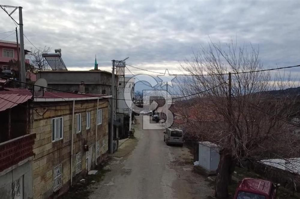 Kuzey Egenin Cenneti Sazlı Köyünde Satılık Taş Ev