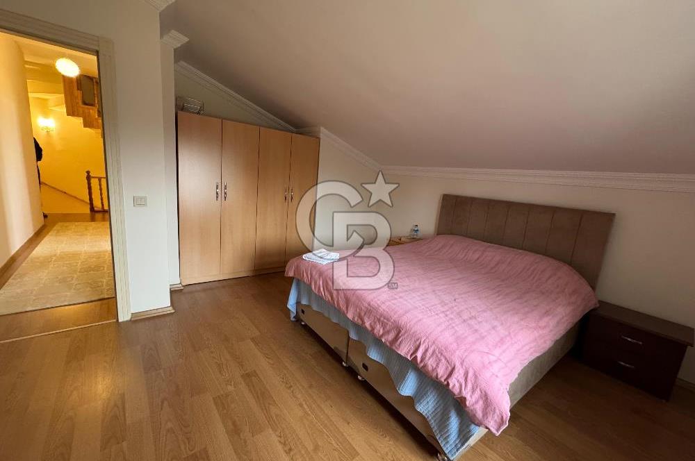 2.5 DÖNÜM ÜZERİNE YAPILI 440M2 İSKANLI DOĞALGAZLI SATILIK VİLLA