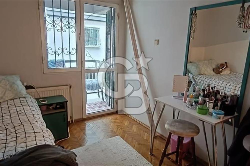 Karşıyaka Cevdet Bilsay Caddesi Üzeri 4+1 Satılık Dubleks Daire