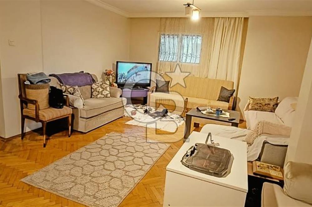 Karşıyaka Cevdet Bilsay Caddesi Üzeri 4+1 Satılık Dubleks Daire