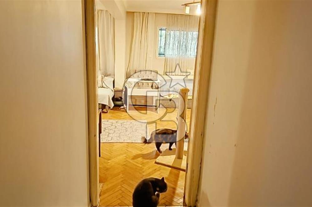 Karşıyaka Cevdet Bilsay Caddesi Üzeri 4+1 Satılık Dubleks Daire