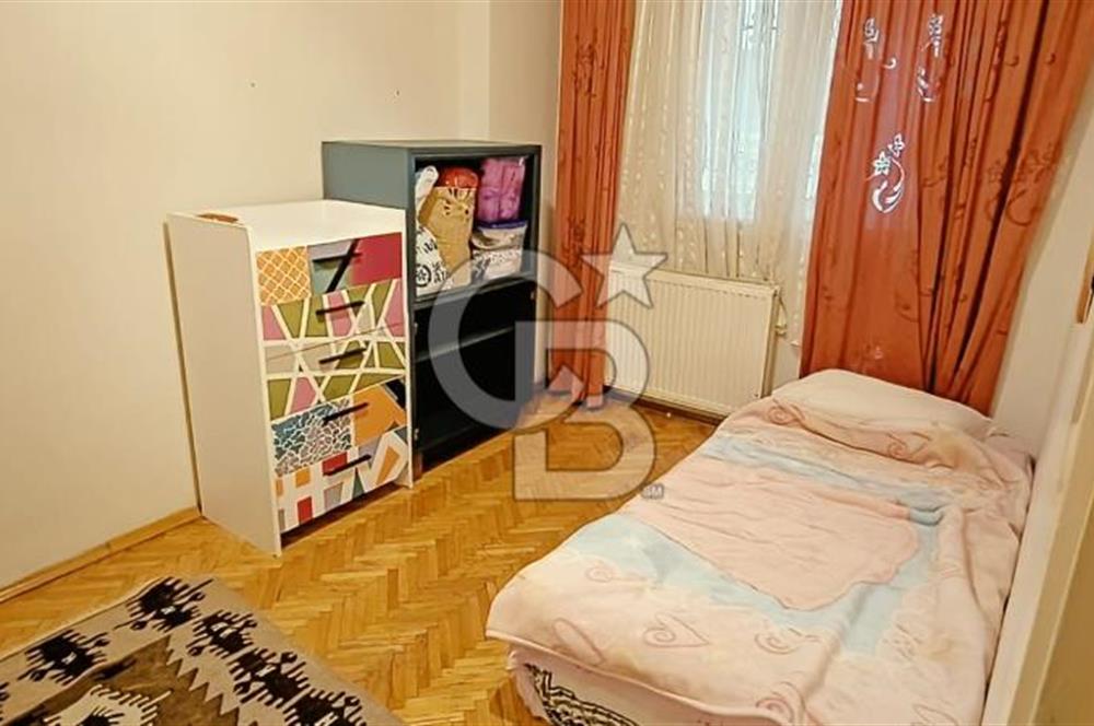 Karşıyaka Cevdet Bilsay Caddesi Üzeri 4+1 Satılık Dubleks Daire
