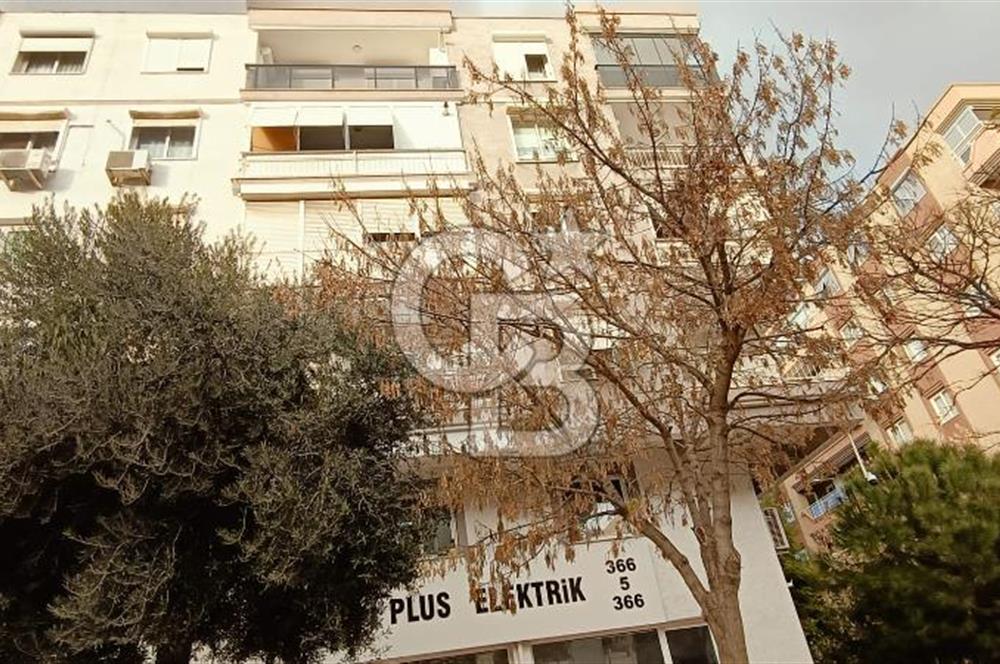 Karşıyaka Cevdet Bilsay Caddesi Üzeri 4+1 Satılık Dubleks Daire